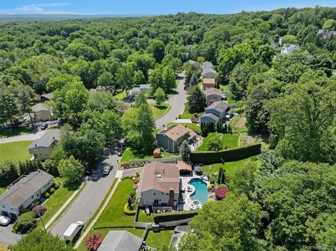 12 Pelham Avenue Nanuet NY 10954