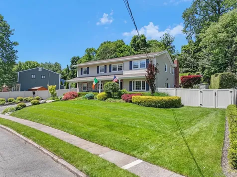 12 Pelham Avenue Nanuet NY 10954