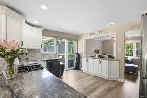 12 Pelham Avenue Nanuet NY 10954