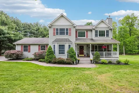 33 Sutherland Drive Highland Mills NY 10930
