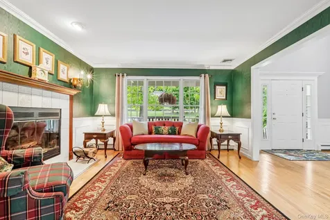 33 Sutherland Drive Highland Mills NY 10930