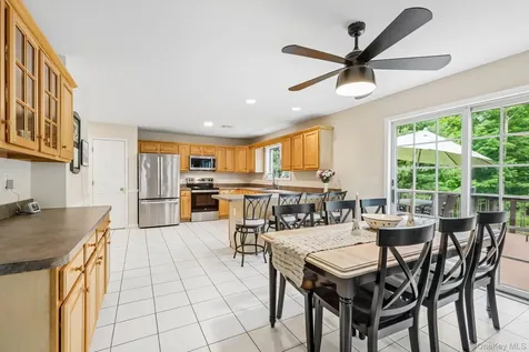 33 Sutherland Drive Highland Mills NY 10930