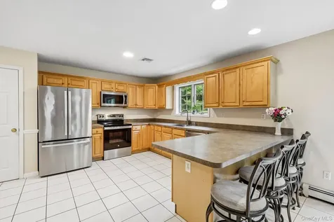 33 Sutherland Drive Highland Mills NY 10930