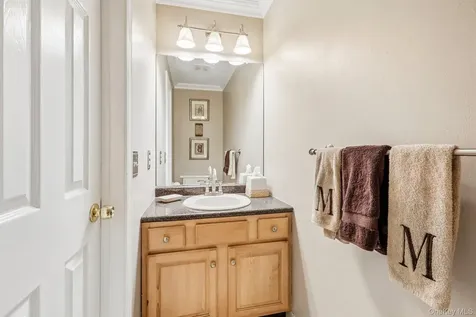 33 Sutherland Drive Highland Mills NY 10930