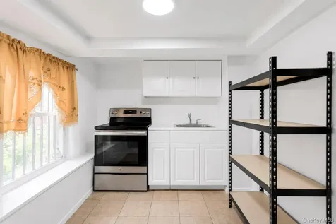 4733 Carpenter Avenue Bronx NY 10470