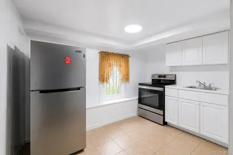 4733 Carpenter Avenue Bronx NY 10470