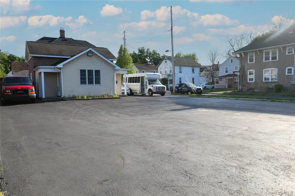 337 Broadway Kingston NY 12401