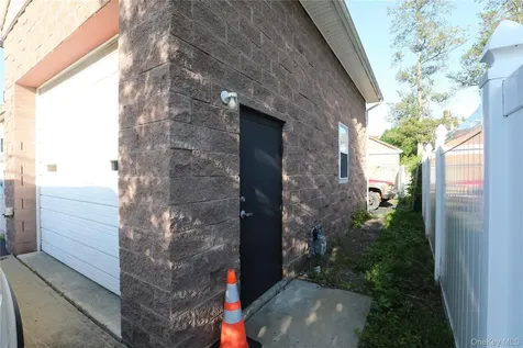 337 Broadway Kingston NY 12401