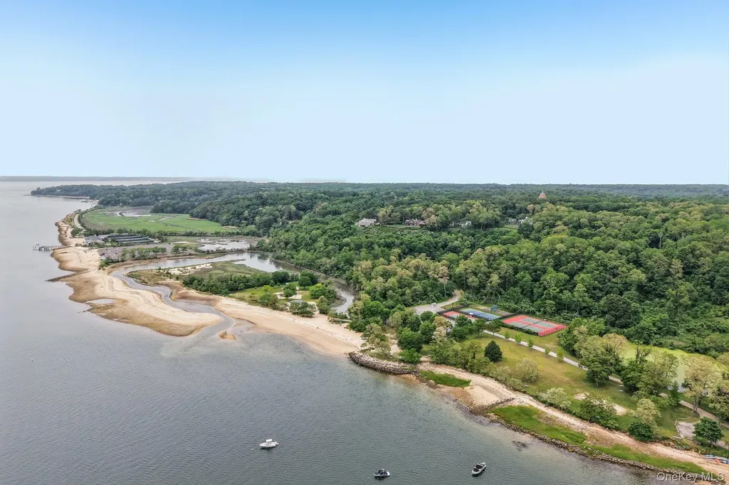 5 Mill Road Lloyd Harbor NY 11743