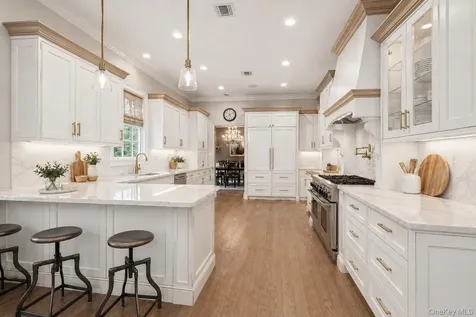 5 Mill Road Lloyd Harbor NY 11743