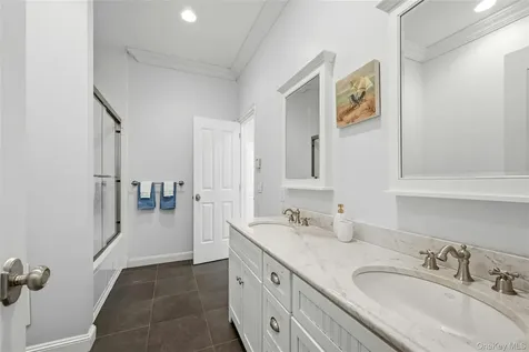 5 Mill Road Lloyd Harbor NY 11743