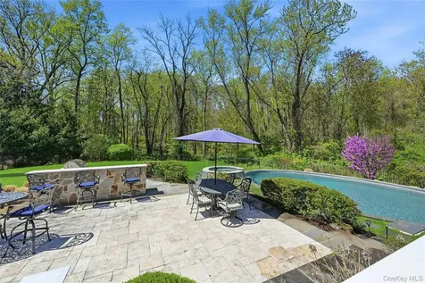 5 Mill Road Lloyd Harbor NY 11743