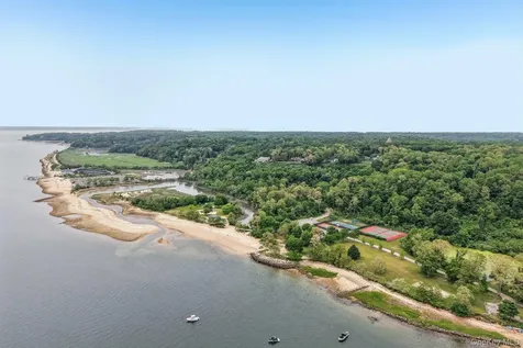 5 Mill Road Lloyd Harbor NY 11743