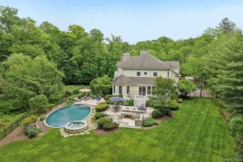 5 Mill Road Lloyd Harbor NY 11743