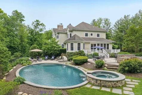 5 Mill Road Lloyd Harbor NY 11743