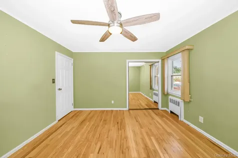 3872 Fulton Avenue Seaford NY 11783
