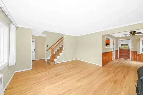 3872 Fulton Avenue Seaford NY 11783