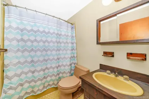 3872 Fulton Avenue Seaford NY 11783