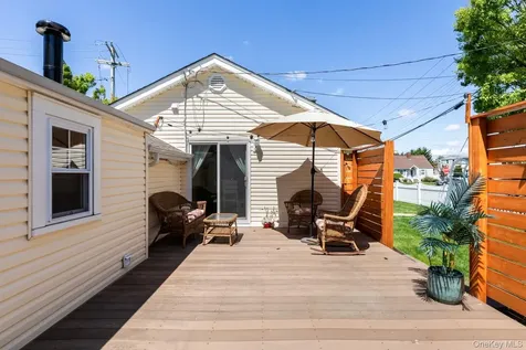 102 Garfield Place Massapequa NY 11758