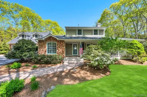 5 Barbara Anne Street Manorville NY 11949