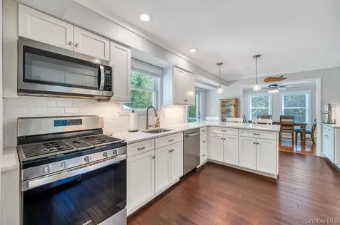 5 Barbara Anne Street Manorville NY 11949