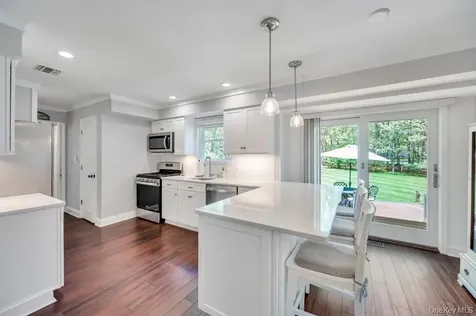 5 Barbara Anne Street Manorville NY 11949