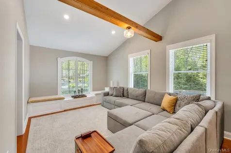 5 Barbara Anne Street Manorville NY 11949