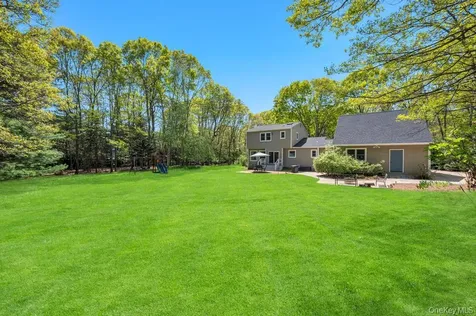 5 Barbara Anne Street Manorville NY 11949