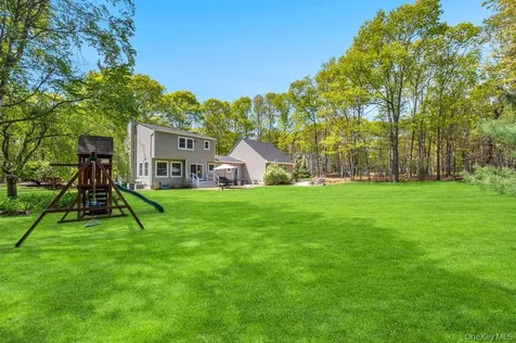 5 Barbara Anne Street Manorville NY 11949