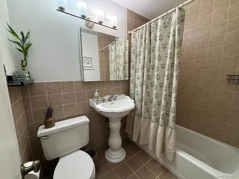 2333 Palmer Avenue New Rochelle NY 10801