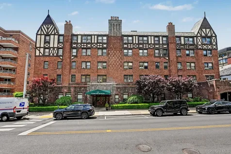 68 E Hartsdale Avenue Hartsdale NY 10530