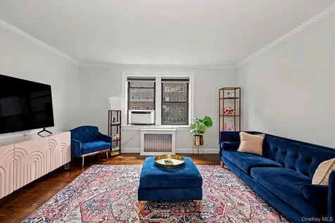 68 E Hartsdale Avenue Hartsdale NY 10530