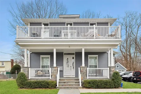 15 Summit Place Glen Cove NY 11542