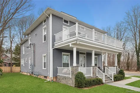 15 Summit Place Glen Cove NY 11542