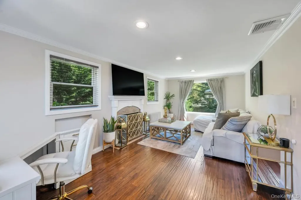 357 Wynsum Avenue Merrick NY 11566