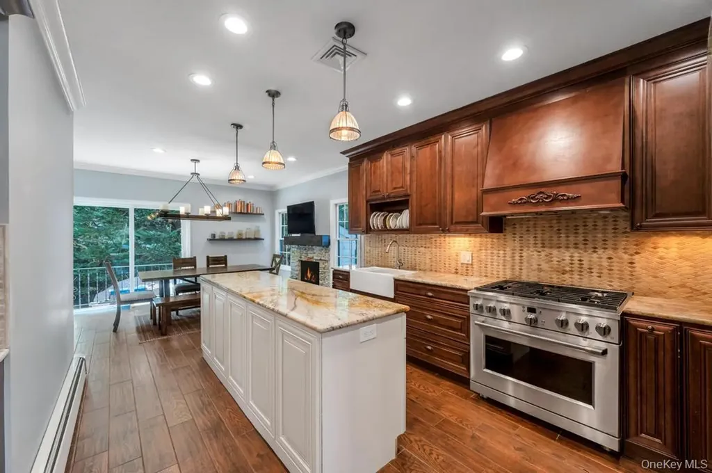 357 Wynsum Avenue Merrick NY 11566