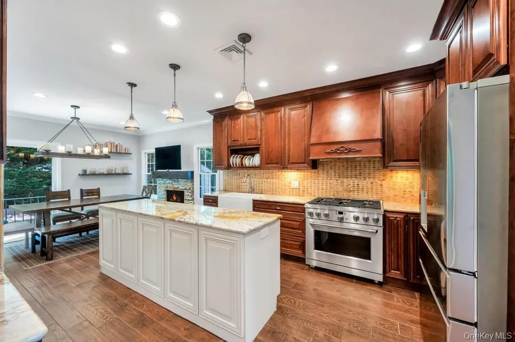 357 Wynsum Avenue Merrick NY 11566