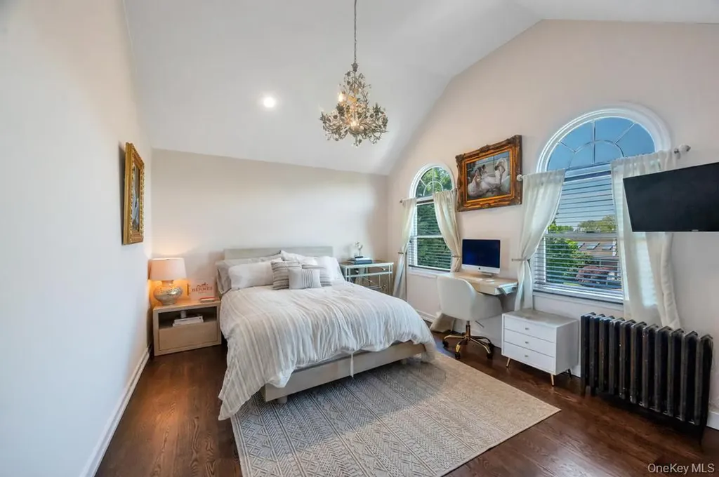 357 Wynsum Avenue Merrick NY 11566