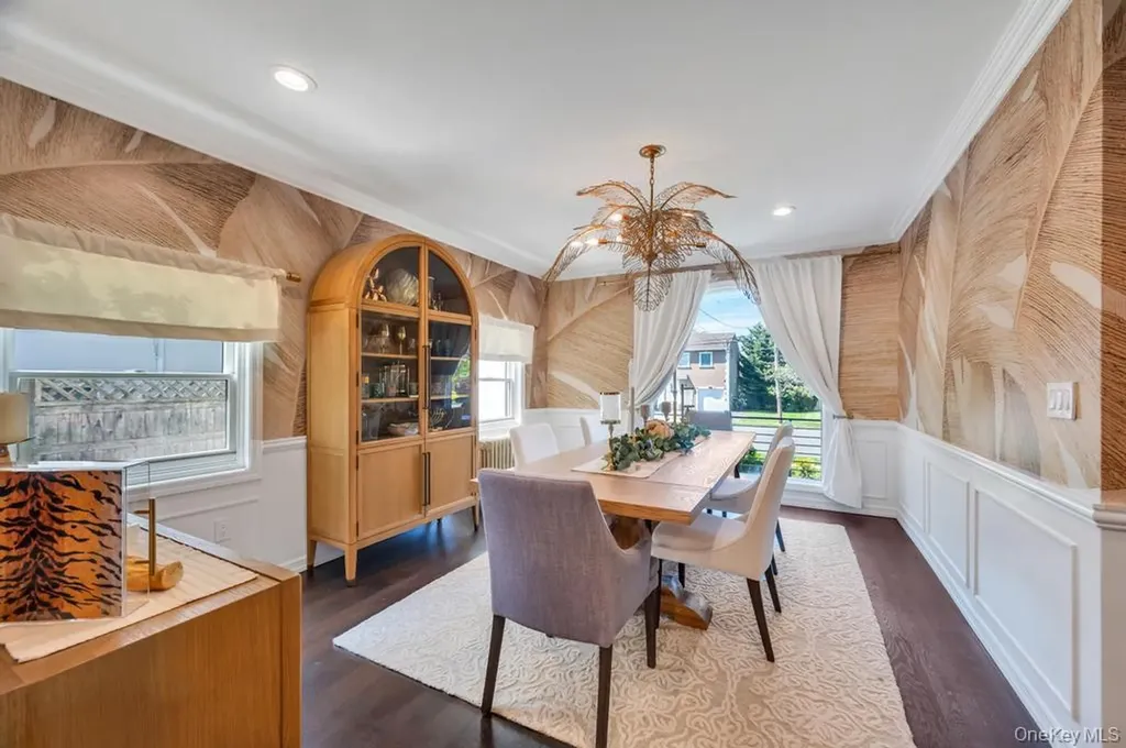 357 Wynsum Avenue Merrick NY 11566