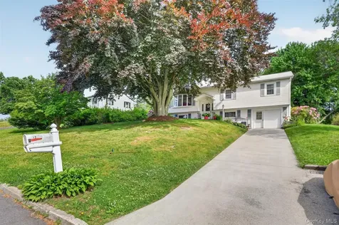 12 Dwyer Lane Wappingers Falls NY 12590