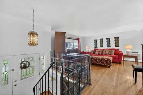 12 Dwyer Lane Wappingers Falls NY 12590