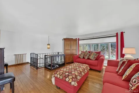 12 Dwyer Lane Wappingers Falls NY 12590