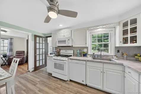 12 Dwyer Lane Wappingers Falls NY 12590