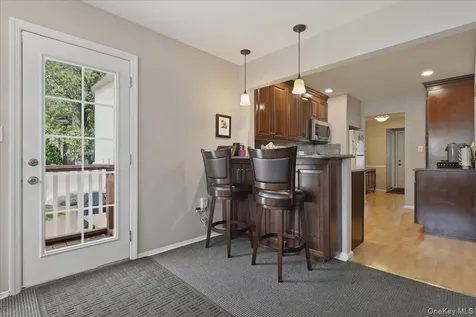5 Hastings Road Massapequa NY 11758