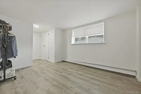 5 Hastings Road Massapequa NY 11758