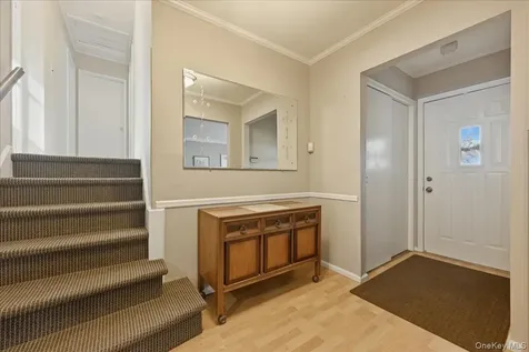 5 Hastings Road Massapequa NY 11758