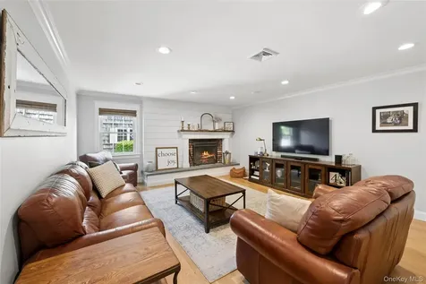 97 Sunset Drive Sayville NY 11782