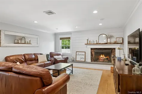 97 Sunset Drive Sayville NY 11782