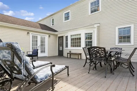 97 Sunset Drive Sayville NY 11782