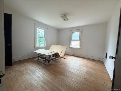 21 Parkwood Boulevard Poughkeepsie NY 12603